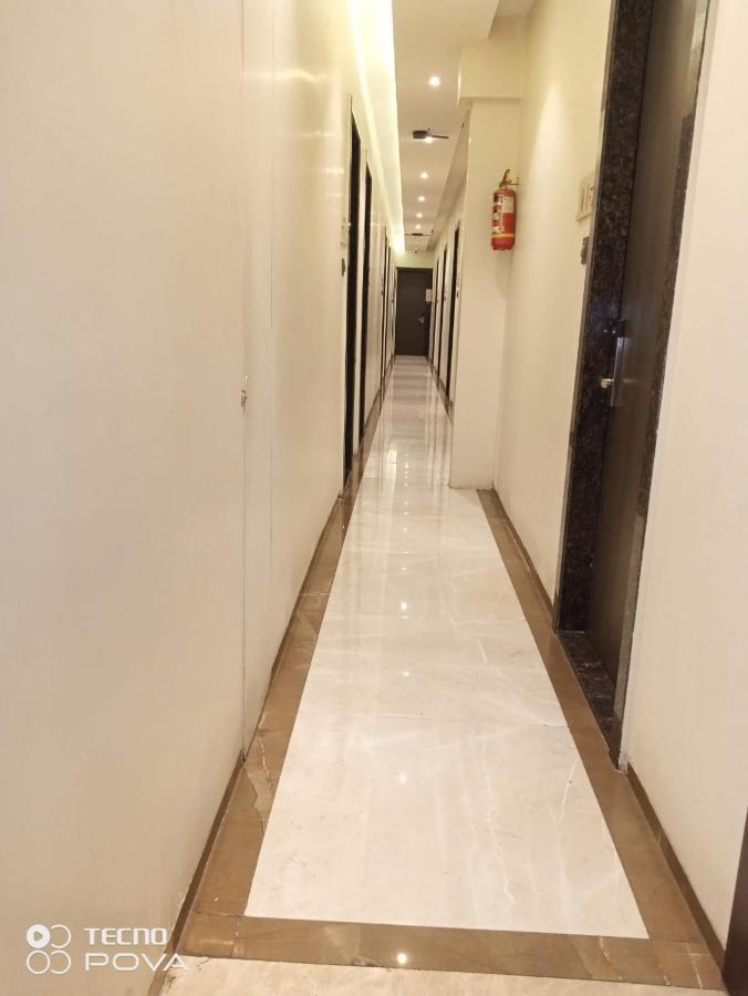 Hotel Oyster Suite Andheri West Bombaim Exterior foto
