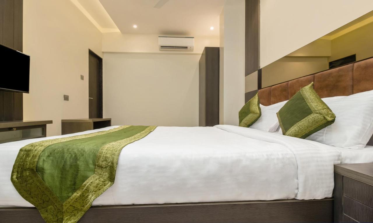 Hotel Oyster Suite Andheri West Bombaim Exterior foto